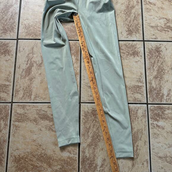 Lululemon Wunder Under High-Rise Leggings 28" Luxtreme Sea Moss Green Size 4 - Picture 9 of 9